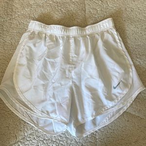 Nike Womens Dry Tempo shorts size Small